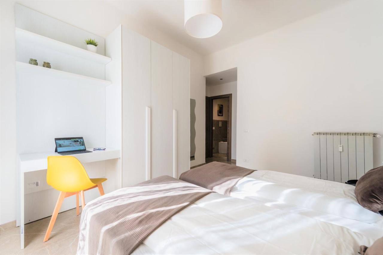 Hostly - Colorhome Pisa Midtown - Unique 3 Rooms With 3 Private Bathrooms 외부 사진